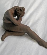 femme allongée