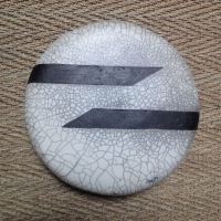 raku noir et blanc bandes noires